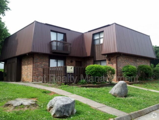 Building Photo - 9128 Woodpark Ln NW Rental