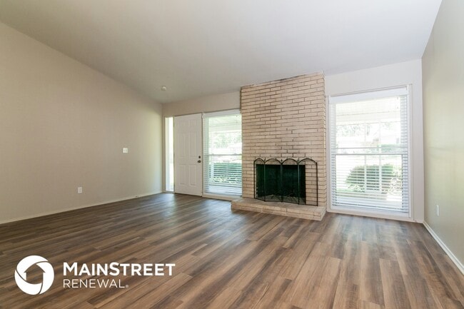 Photo - 3150 Durwood Dr