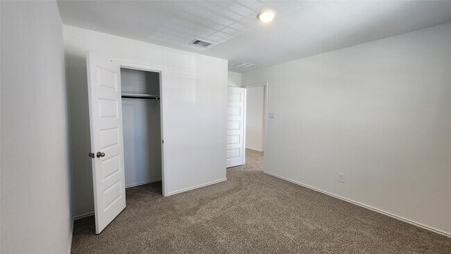 Photo - 4127 Windstone Gln Wy