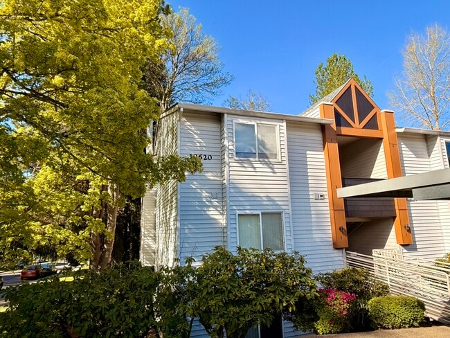 Photo - 10620 SW Davies Rd Unit #3