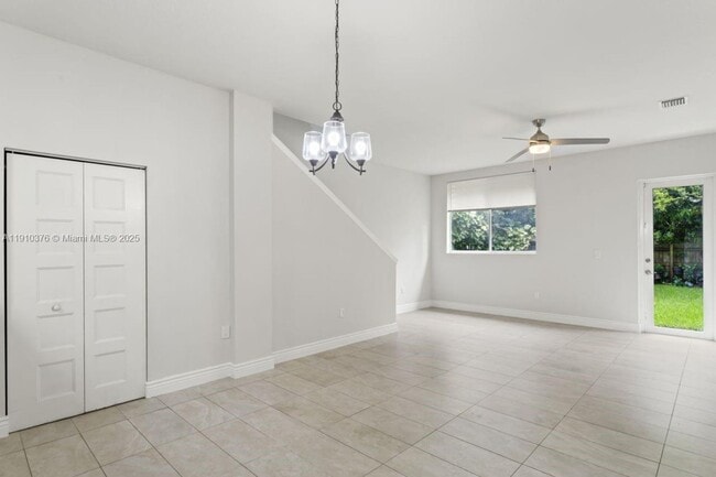 Photo - 1110 NE 1st Ave.