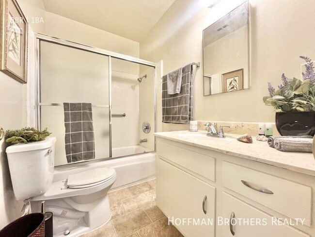 Photo - 11275 Huston St Unit 5