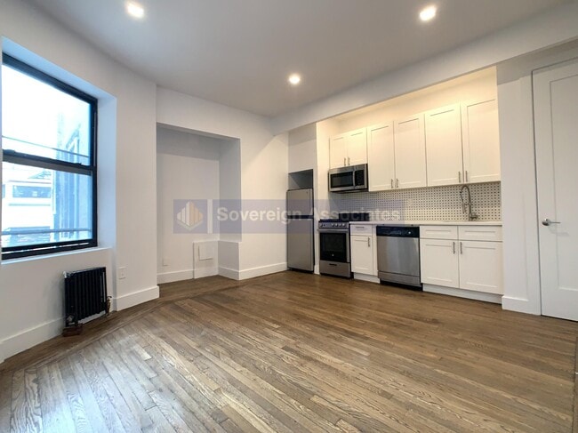 Photo - 45 Tiemann Pl Apartment Unit 1N