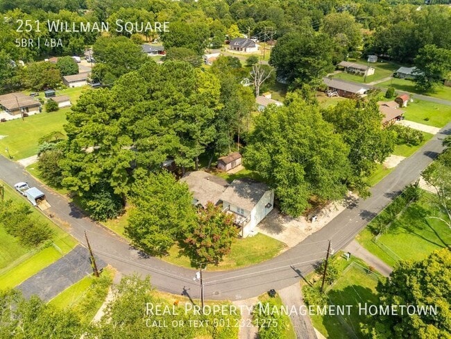 Photo - 251 Willman Square