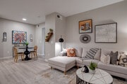 1BR, 1BA- 735 SF