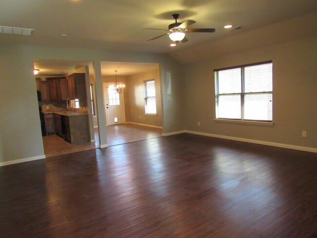 Photo - 17516 Black Hawk Dr
