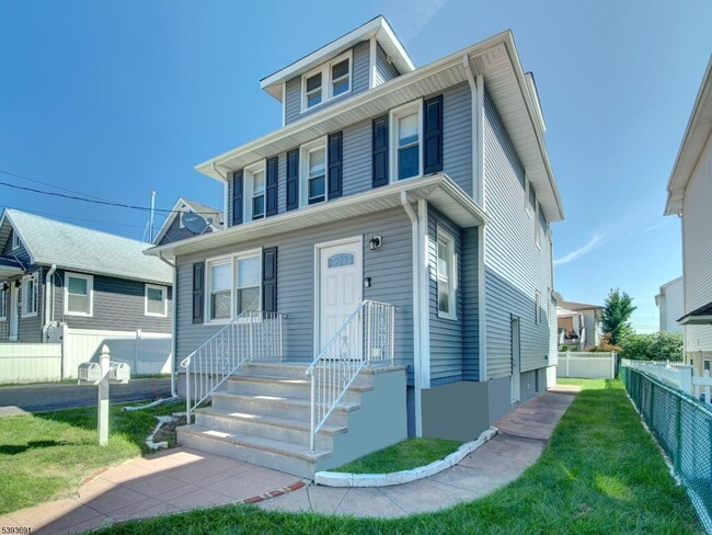Photo - 222 Lafayette Ave