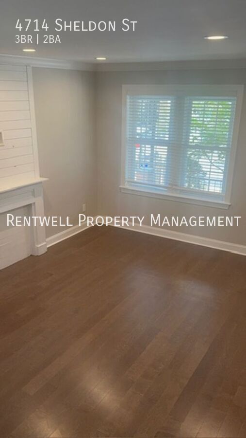 Photo - 4714 Sheldon St