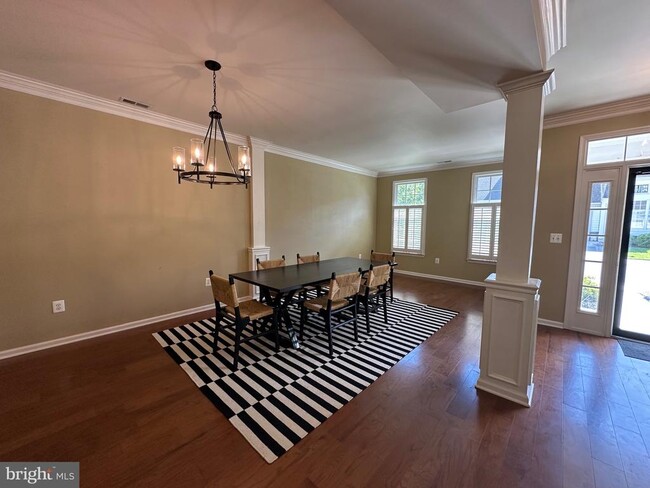 Photo - 28405 Pinehurst Cir
