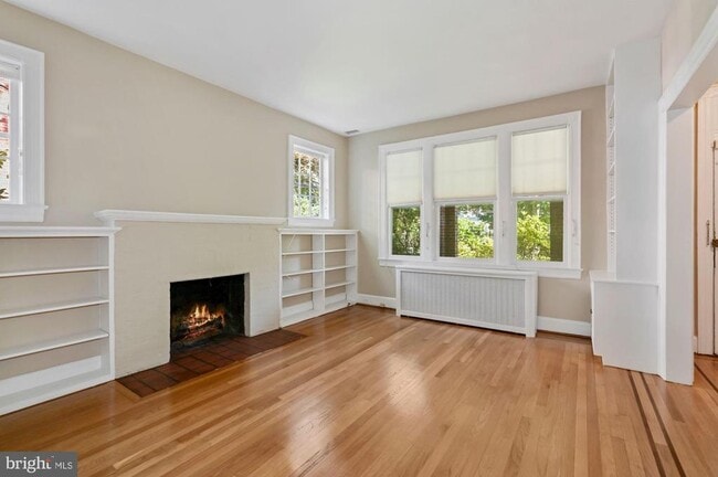 Photo - 3808 Veazey St NW