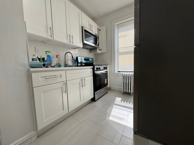 Building Photo - 165 Sterling Ave Unit 27 Rental