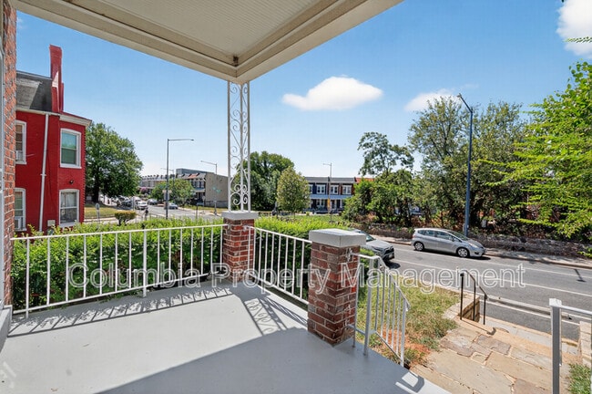 Photo - 3523 Warder St NW