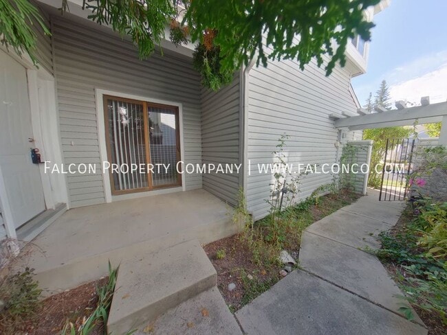 Photo - 2526 Elite Terrace