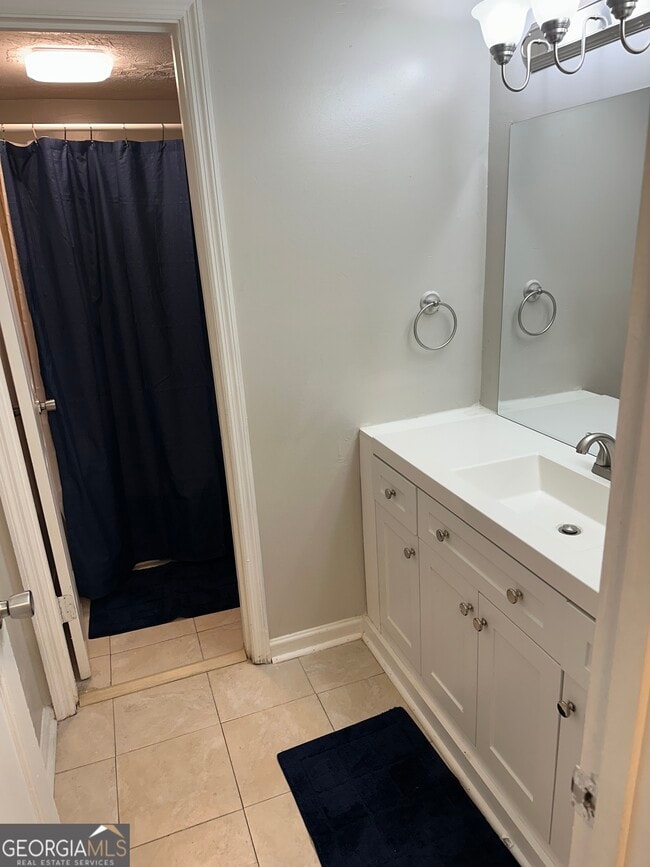 Photo - 6429 Woodstone Way