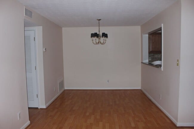Comedor - 1325 Weatherstone Way NE Unidad 1325 Weatherstone Way