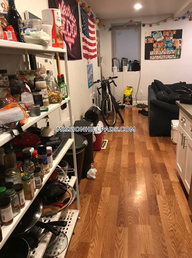 Photo - 721 Parker St Unit 2