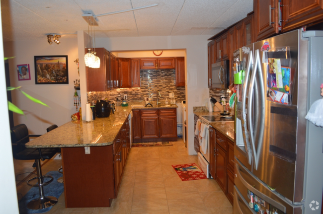 Building Photo - 180 Green St Unit 409 Rental