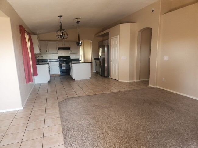 Photo - Spacious Home with Mountain views Near Downtown