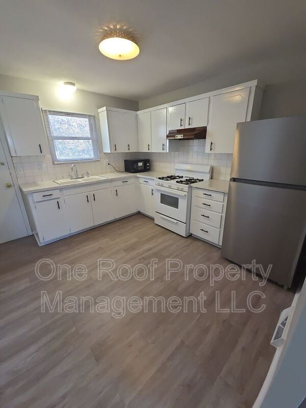 Photo - 3219 N 52nd St