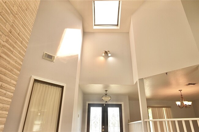 Photo - 15327 Alta Mesa Dr