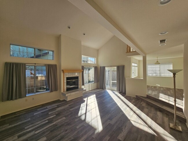 Photo - 231 Rosita St