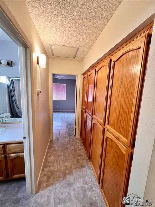 Photo - 1458 W 14th St