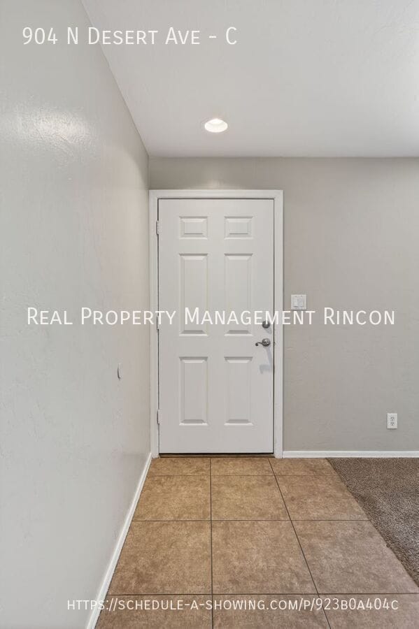 Photo - 904 N Desert Ave