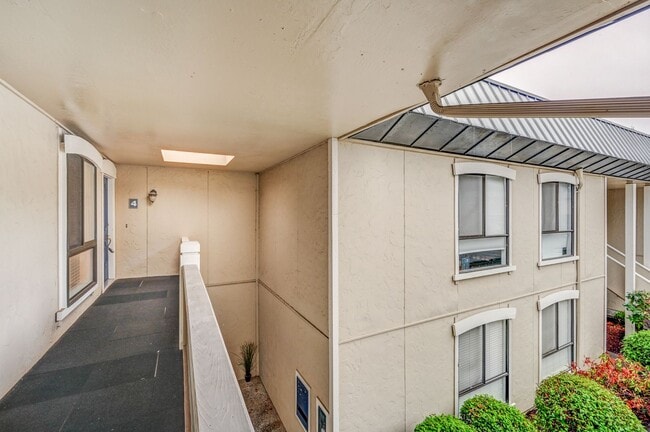 Photo - Cozy Condo, Smack-dab in the Middle of Bellevue