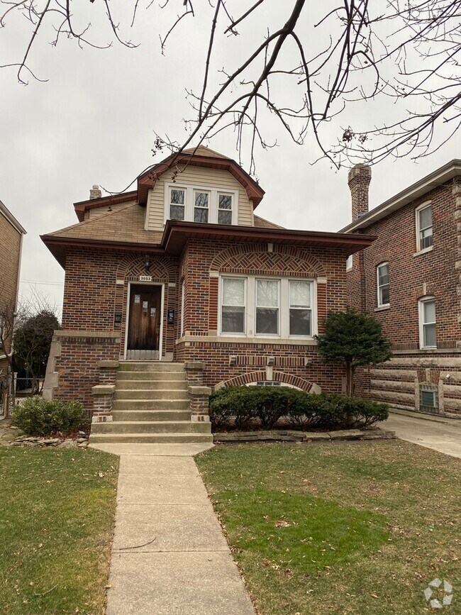 Montclare Apartments for Rent Chicago IL