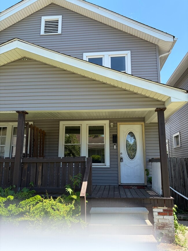 Photo - 418 Catherine St