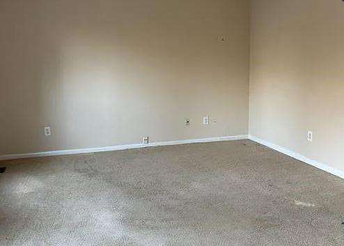 Photo - 3253 Deshong Dr SW