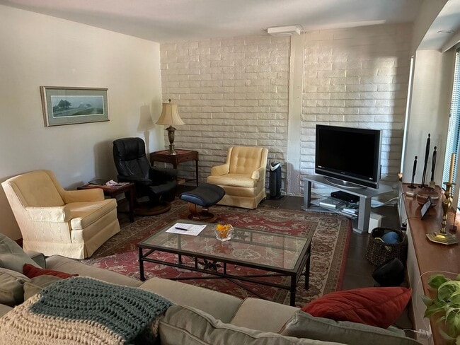Photo - Gorgeous North Davis 3 Bedroom Home Available September!