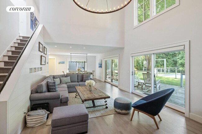 Photo - 81 Collingswood Dr