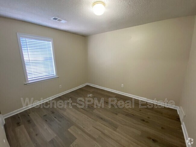 Building Photo - 58 Villa Ln Rental