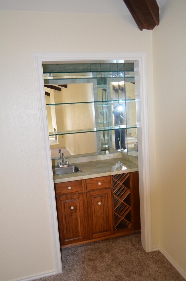 Photo - 5113 Ashdown Pl