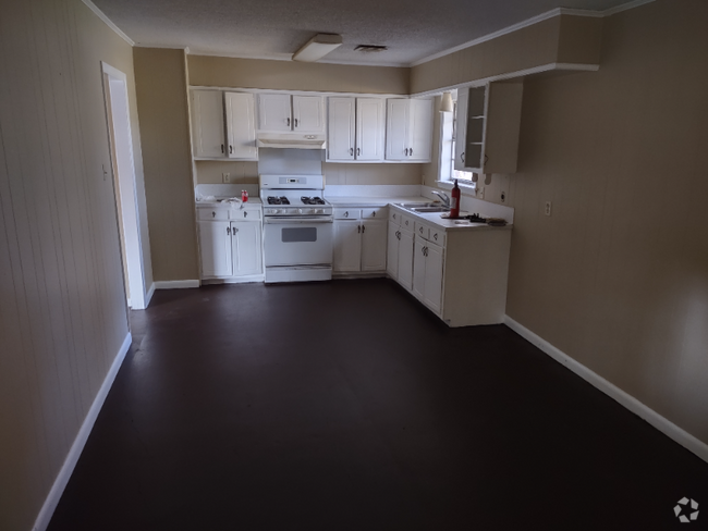Building Photo - 306 Holly Ridge Dr Rental