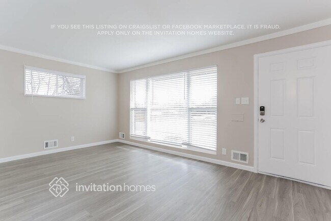 Photo - 1061 E 105th Pl