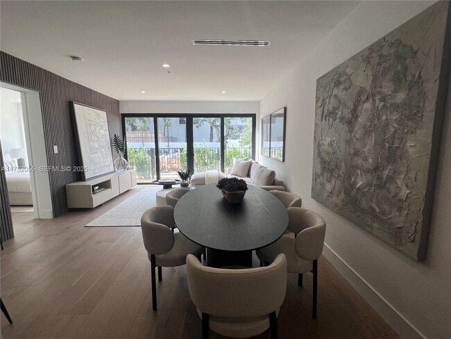 Photo - 200 Sunrise Dr