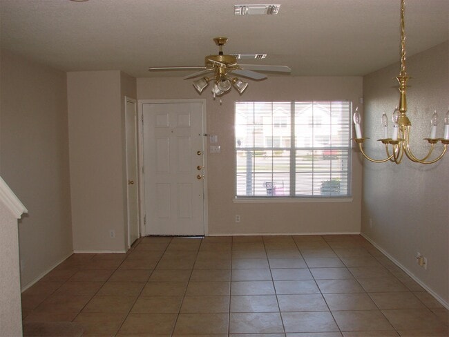 Photo - 73 Autumn Pass