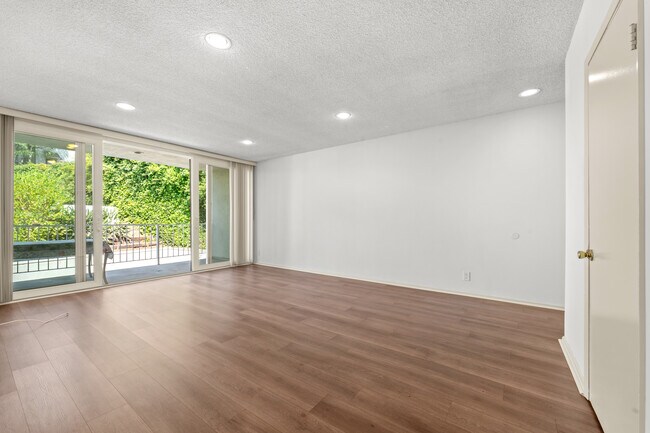 Main living room empty- Floor Plan E