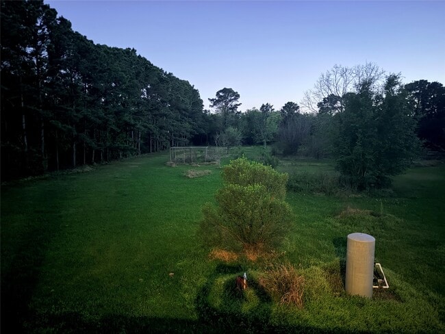 Photo - 2567 Avenue D