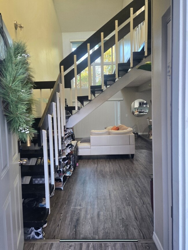 Photo - 713 St Michael Ln