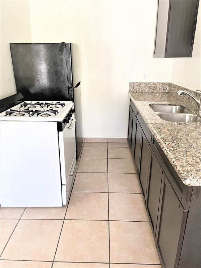 Photo - 2131 Pacific Ave