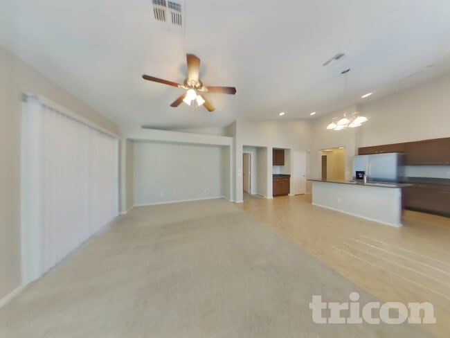 Photo - 1502 E Mayfield Dr