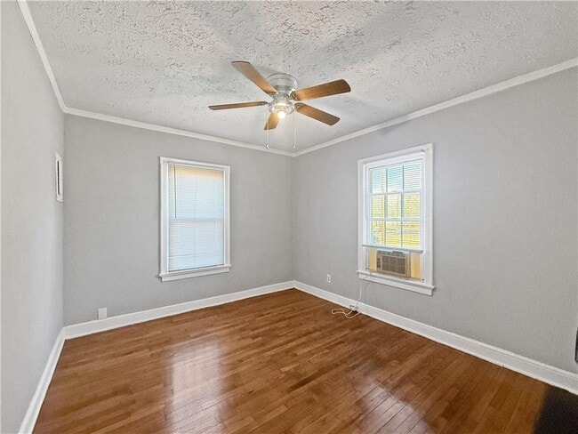 Photo - 109 Vine St SW Unit A