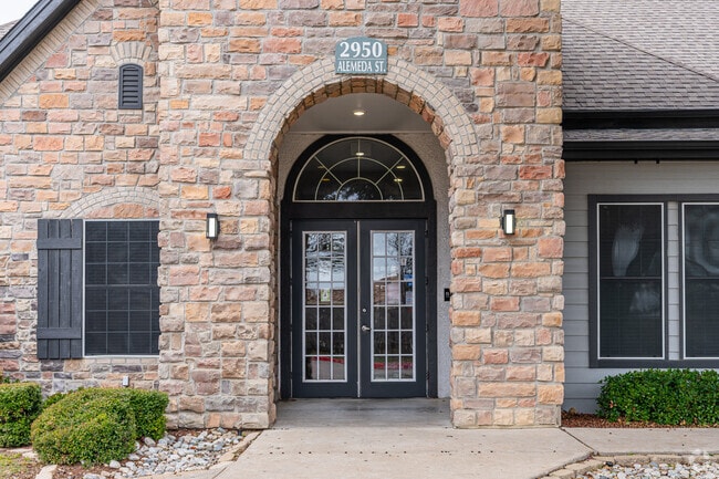 Leasing Office Entrance
