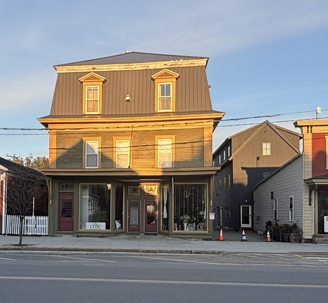 Building Photo - 81 N Main St