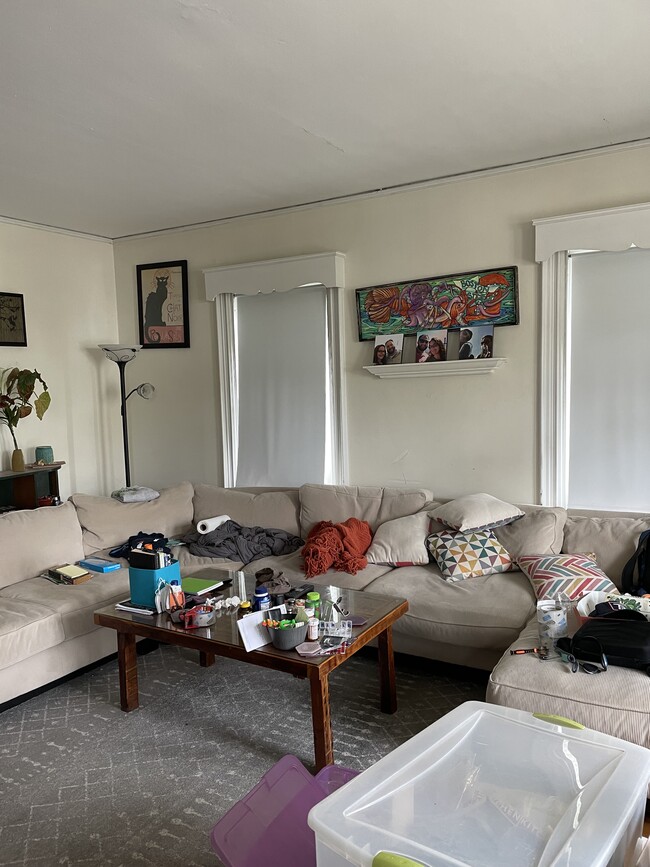 Photo - 150 Crescent St Unidad 150