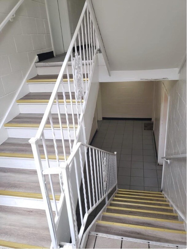 Photo - 911-913 Rogers Pl