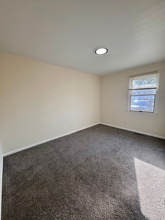 Photo - Charming 2 Bedroom Townhouse in New Market